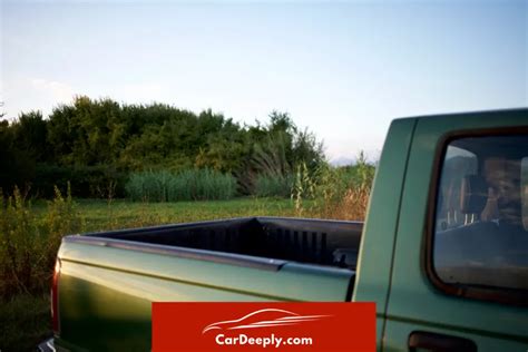 How To Install Tonneau Cover on Ford F-150? - CarDeeply.com