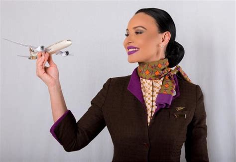 Etihad Airways Cabin Crew Recruiting Process & Assessment Days