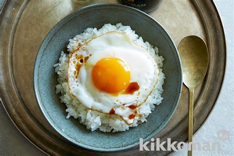 Fried Egg on Rice Recipe | Kikkoman Corporation