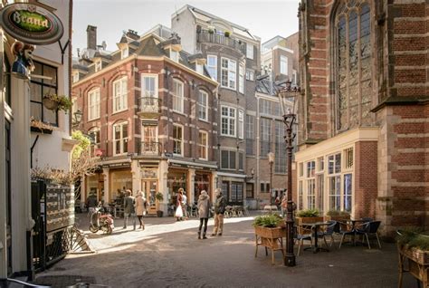 What you need to know about Amsterdam’s new Airbnb rules - Lonely Planet