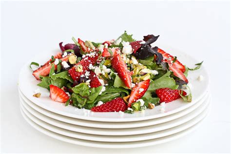 Red Leaf Lettuce (And Green Leaf) Recipes For Summer Salads And More (PHOTOS) | HuffPost