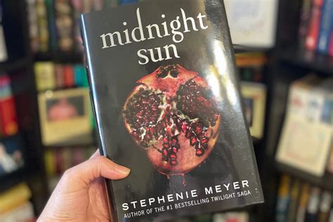 Book Review | Midnight Sun by Stephenie Meyer - life by noosha Books