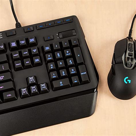 Logitech G910 Orion Spectrum Illuminated Mechanical Gaming Keyboard ...