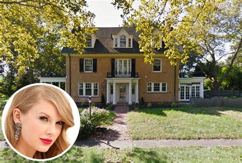 Taylor Swift’s Childhood Home Can Be Creepily Yours for $800,000 | Vanity Fair