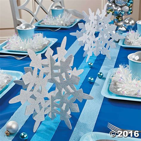 Glitter Snowflake Centerpieces | Frozen birthday, Snowflake ...