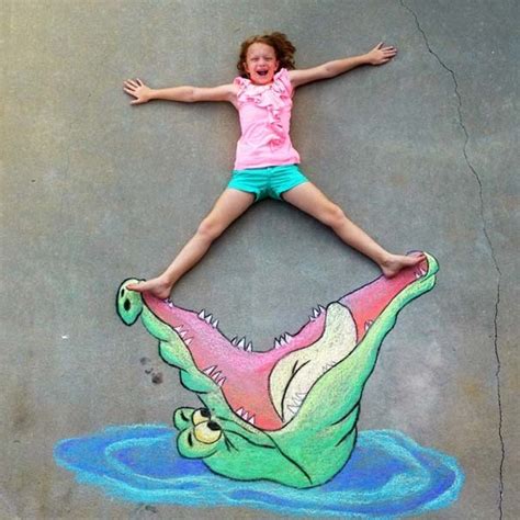 20 Easy Sidewalk Chalk Art Ideas for Everyone to Try! • The Garden Glove