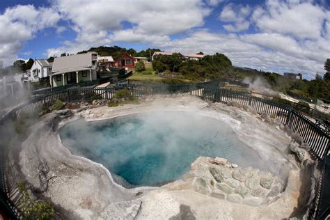 Educational Experiences at Whakarewarewa - The Living Māori Village