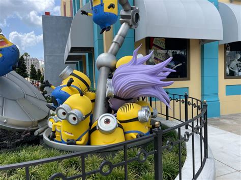 PHOTOS: Minion Land Sign Updated, Minions' Hair Made Less Sharp and ...