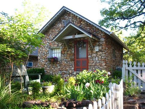 rock cottage in Eureka Springs, Arkansas Brick Cottage, Cottage Cabin, Cozy Cabin, Cottage ...