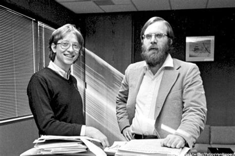 BILL GATES AND PAUL ALLEN - THE FOUNDERS OF MICROSOFT