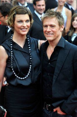 Linda Evangelista and Bryan Adams - Dating, Gossip, News, Photos