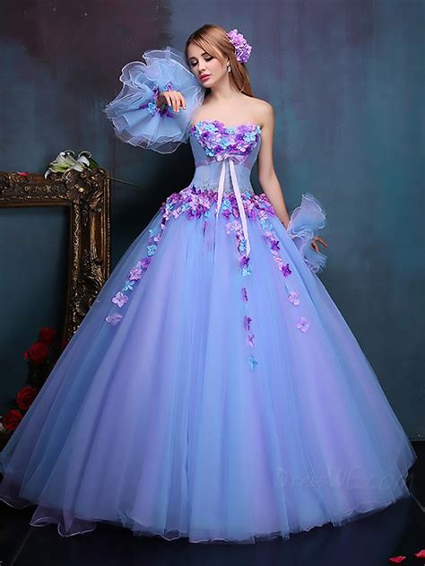 17 Most Beautiful Prom Dresses Fashion Design for Girls - The Day Collections