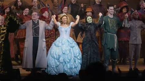 'Wicked': Broadway musical celebrates 20th anniversary with special performance at Gershwin ...