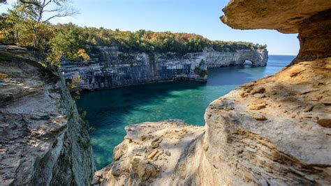 Tourism helps, hurts Munising near Pictured Rocks National Lakeshore