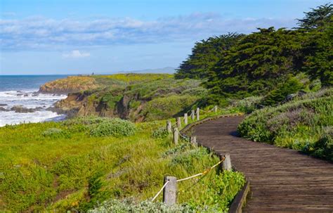 Moonstone Beach Boardwalk in Cambria: A Must-Walk Scenic Trail ...