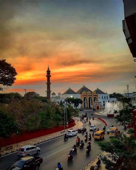 10 Gambar Masjid Agung Palembang, Sejarah Alamat Arsitektur Pembangunan | JejakPiknik.com