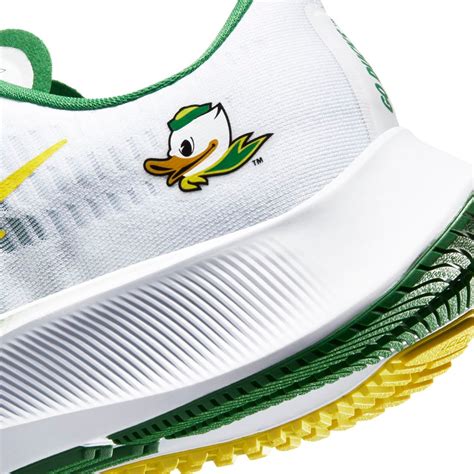 Nike releases new Oregon Ducks Pegasus 37 shoes: Are they a must-have, or will you pass ...