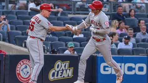 Shohei Ohtani takes MLB home run lead with two-homer game vs. Yankees - CBSSports.com