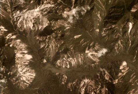 Planet Labs imagery of landslides triggered by the Jiuzhaigou ...