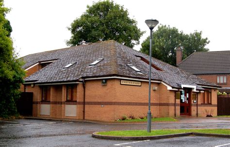 Dunchurch surgery and health centre © Andy F cc-by-sa/2.0 :: Geograph Britain and Ireland