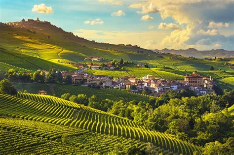 Unesco Sites of Italy: Vineyard Landscape of Piedmont - Langhe-Roero and Monferrato | ITALY Magazine