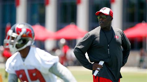 Buccaneers report: Change starts at top with Lovie Smith