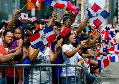 Mes de la herencia dominicana en Nueva York | Dominican day parade, Wrestling, Parades