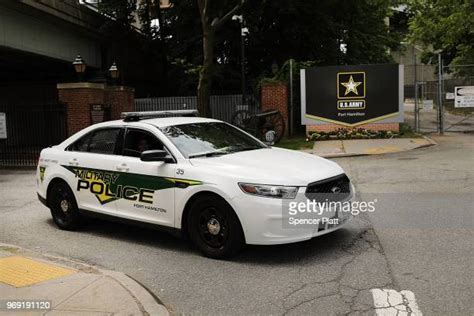 Fort Hamilton Army Base Photos and Premium High Res Pictures - Getty Images