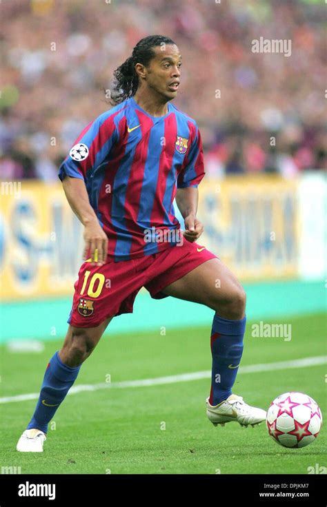 May 17, 2006 - Stade De France, PARIS, FRANCE - RONALDINHO.2006 LEAGUE ...