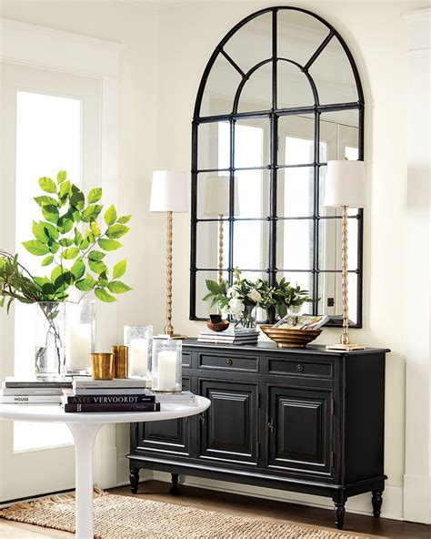 8 Reasons We Love Decorating with Black and White - How to Decorate | Entryway table decor ...