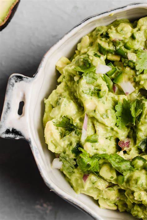 The BEST Healthy Guacamole Recipe - Abra's Kitchen