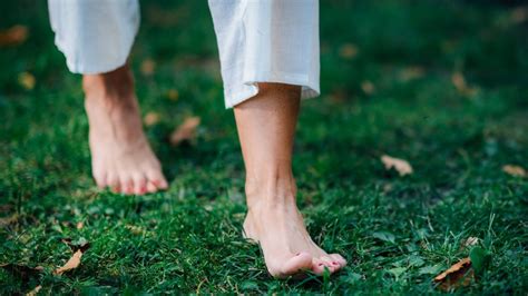 6 Health Benefits Of Walking Barefoot On The Grass | Expert Explains