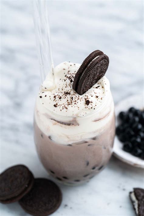 Oreo Milk Tea (aka Oreo Boba) - An Edible Mosaic™