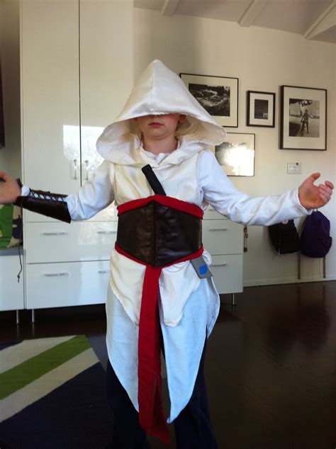 Ezio Costumes (for Men, Women, Kids) | PartiesCostume.com