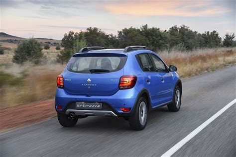 Renault Sandero Stepway Plus in SA - Cars.co.za