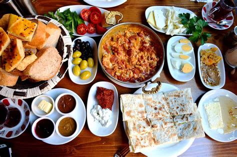 TURKEY | 10 things you must eat in Istanbul • The Cutlery Chronicles