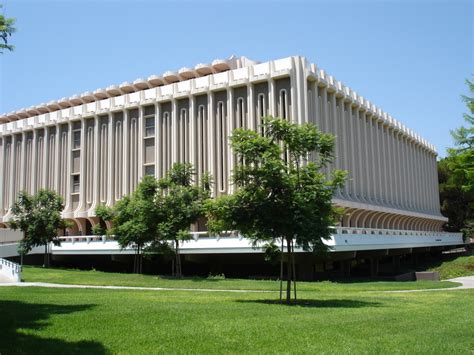 University of California, Irvine Campus – Picturesque Photo Views