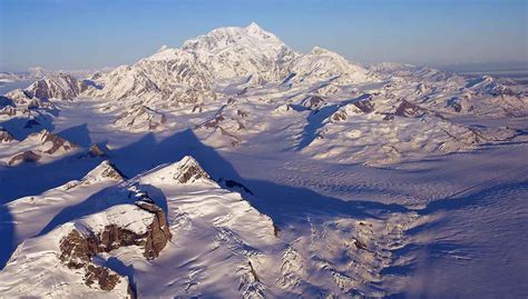 What Are the 6 Tallest Mountains in Alaska?