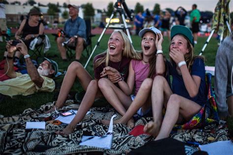 First look at the solar eclipse from Oregon - ABC News