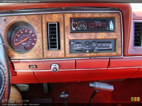 1986 Ford bronco ii interior