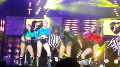 Little Mix -Move live | Get Weird Tour. - YouTube