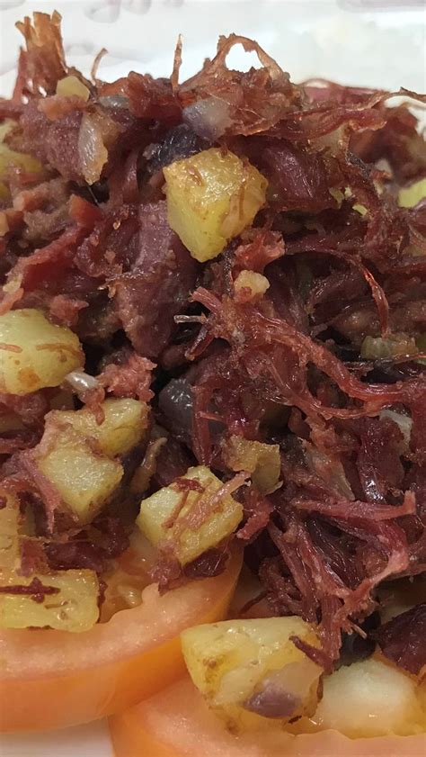 Delimondo Corned Beef with Potato | Corned beef recipes, Food experiments, Beef