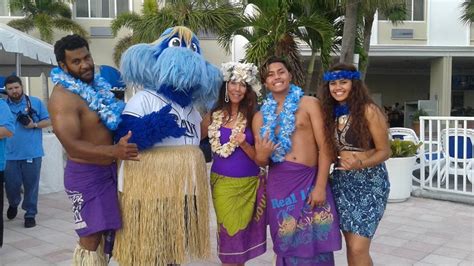 Waikiki Dancers And Musicians - Hawaiian Dancer Tampa, FL | GigMasters