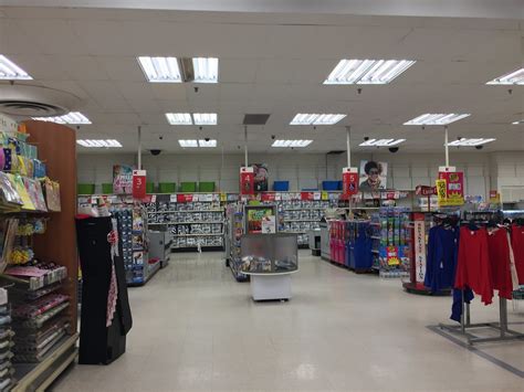 Big Kmart interior | Big Kmart #3471 (138,000 square feet) 2… | Flickr