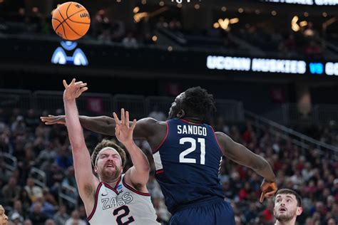 On to the Final Four: UConn men’s basketball throttles Gonzaga, 82-54 ...