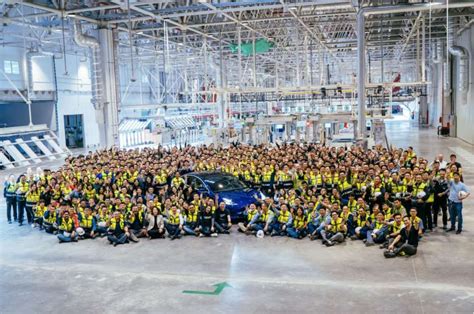 Tesla Gigafactory 3 is Thriving Thanks to Open Support from China