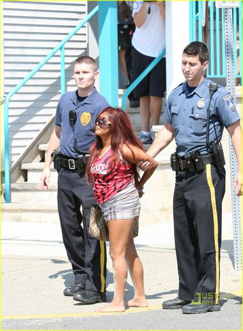 Snooki Gets Arrested, Jersey Shore Scores Series High: Photo 2470343 | Jersey Shore, Mike ...