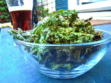 Kale Chips – The Newlywed Chefs