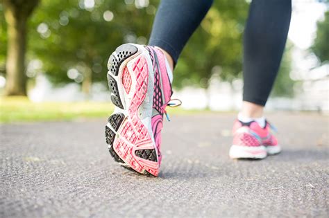 Shoe Buying Tips for Athletes | UPMC HealthBeat