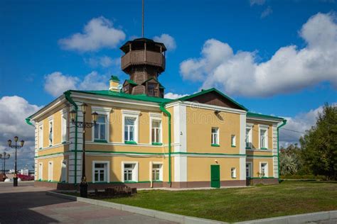 TOMSK, RUSSIA - SEPTEMBER 13, 2019: Traditional Architecture in Tomsk. Siberia. Russia Editorial ...